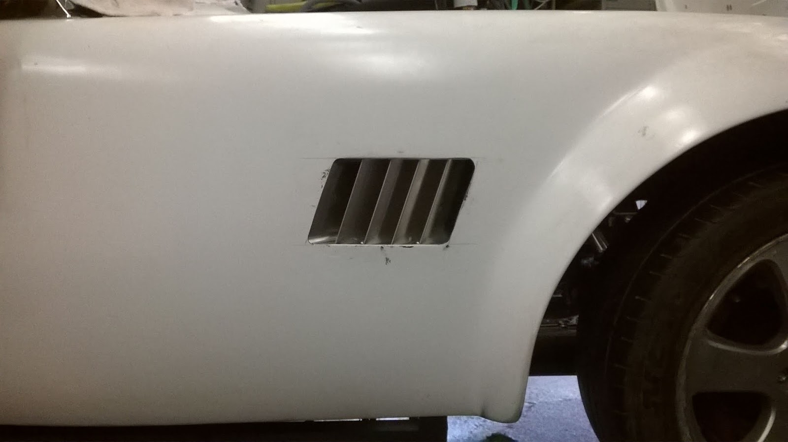 Classic Revival AC Cobra Replica SC 427 Front guard vent grills and