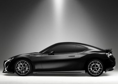 2012_Toyota_FT-86_II_Concept-side-view