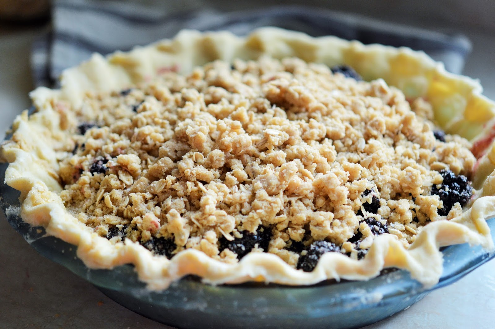 Angie Lynd's Kitchen Blackberry Crumble Pie, Oh My!