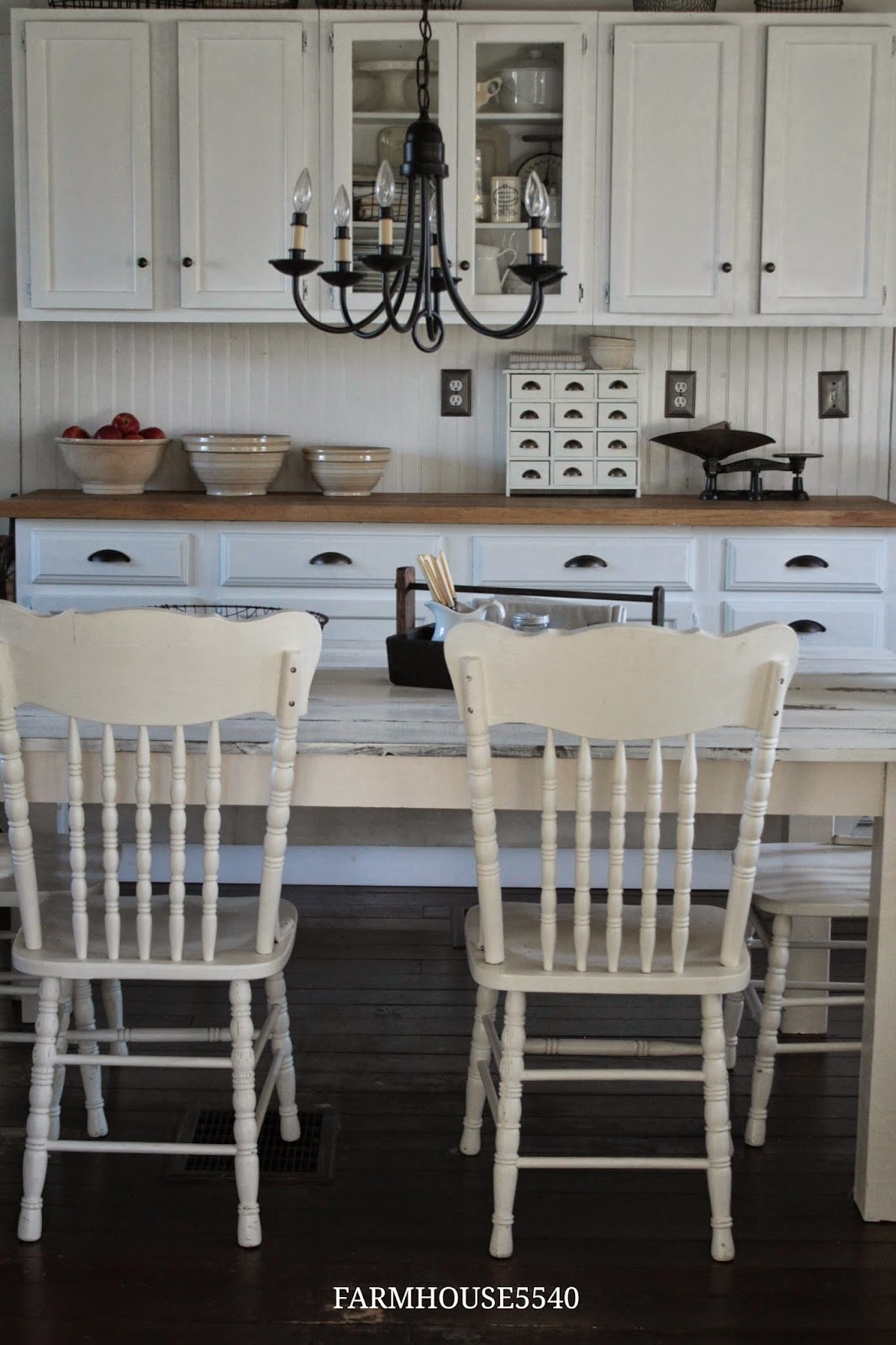 FARMHOUSE 5540: Our Farmhouse Kitchen Table