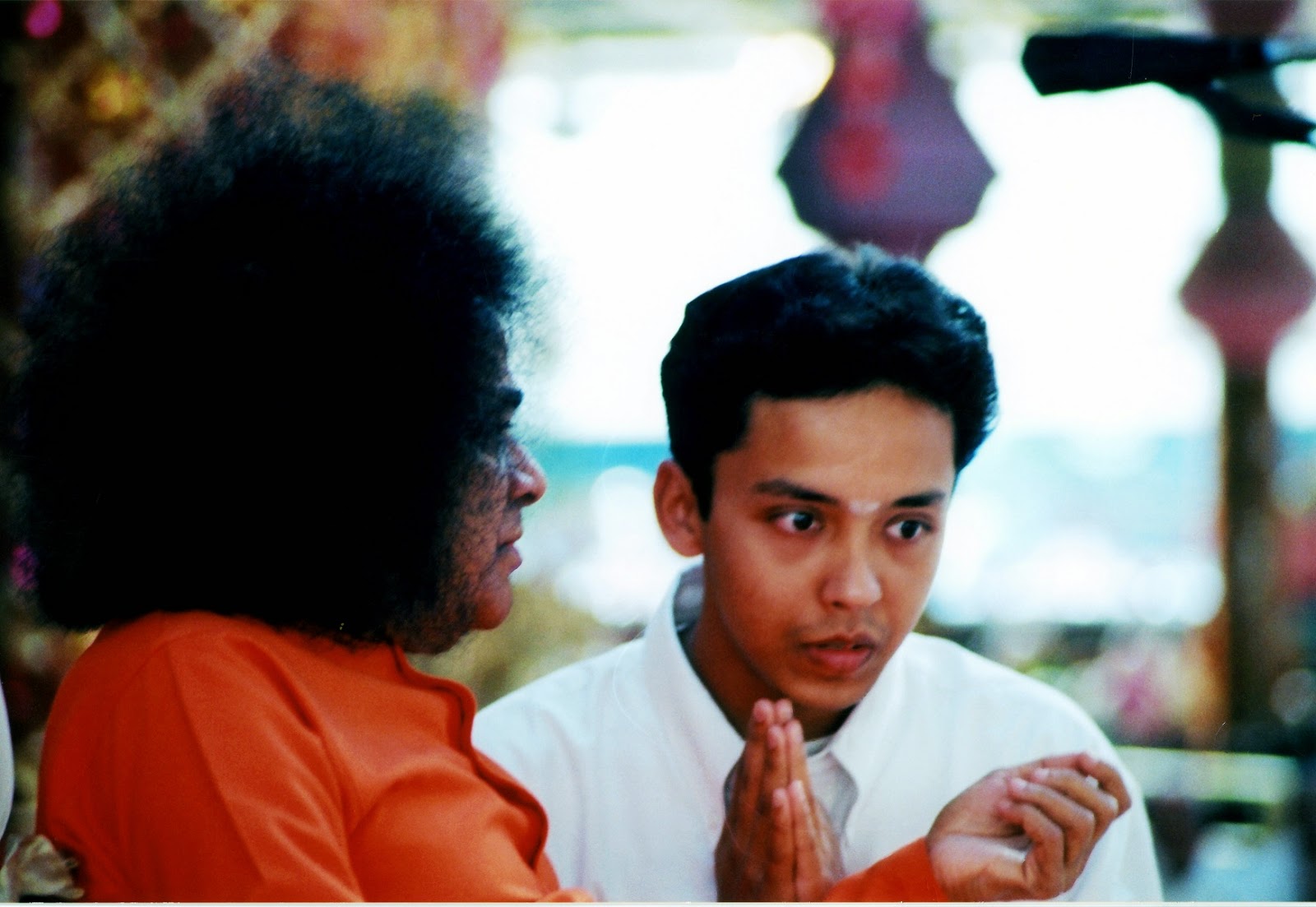 Sathya Sai with Students “What is the meaning of Sankranti?”