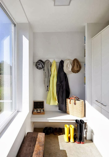 modern-shelf-home-interior
