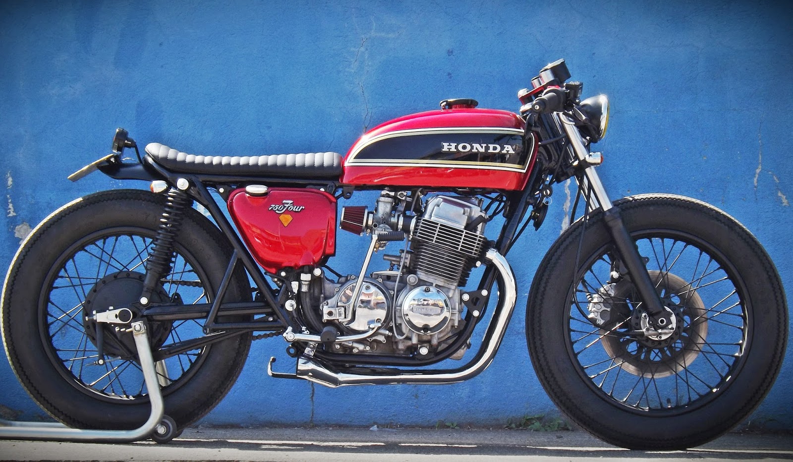 Hell Kustom : Honda CB750 By Zucconi