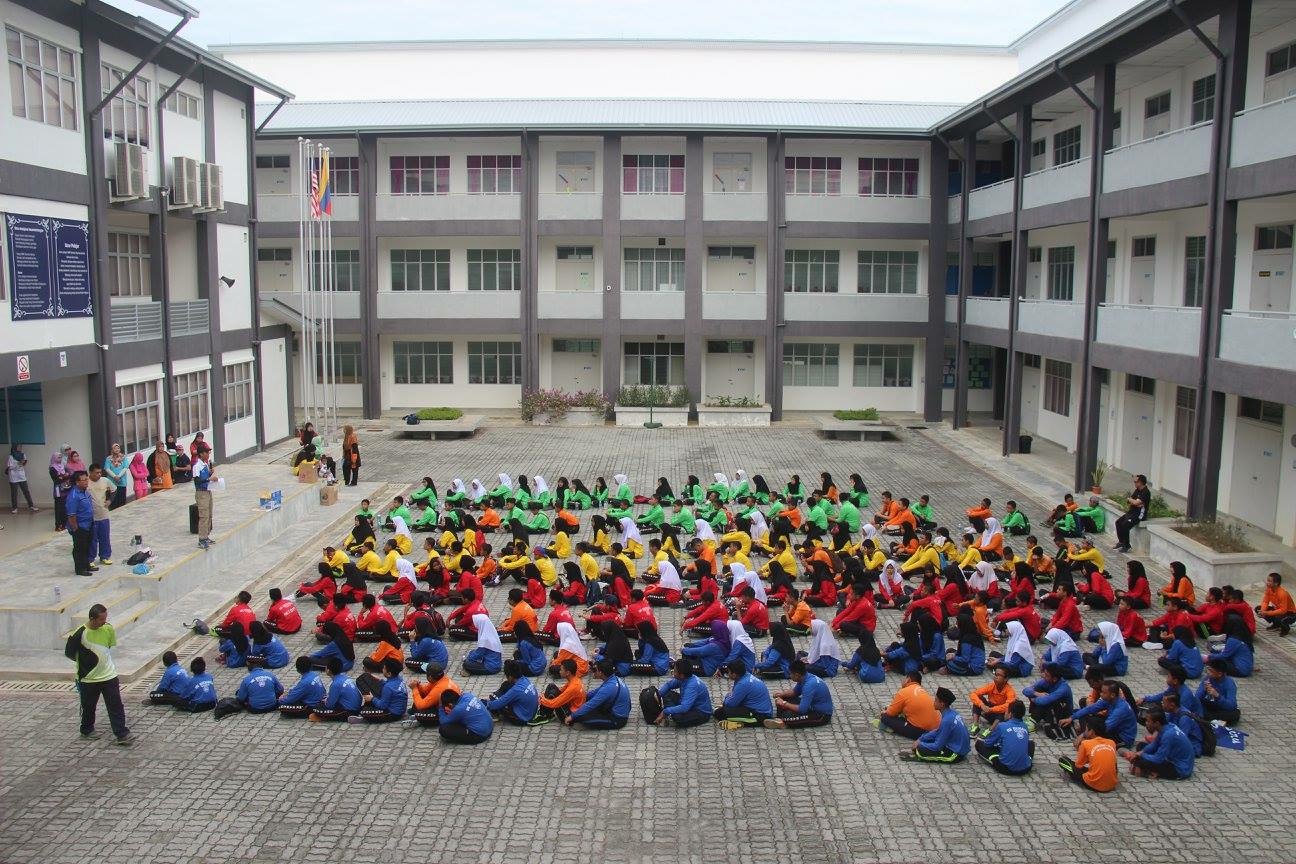 MUSHOLLA AWWABIN - SMK RANCHA-RANCHA, WP LABUAN