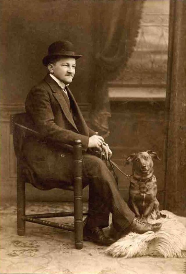 40 Lovely Photos of Victorian Gentlemen With Their Dogs From the 19th