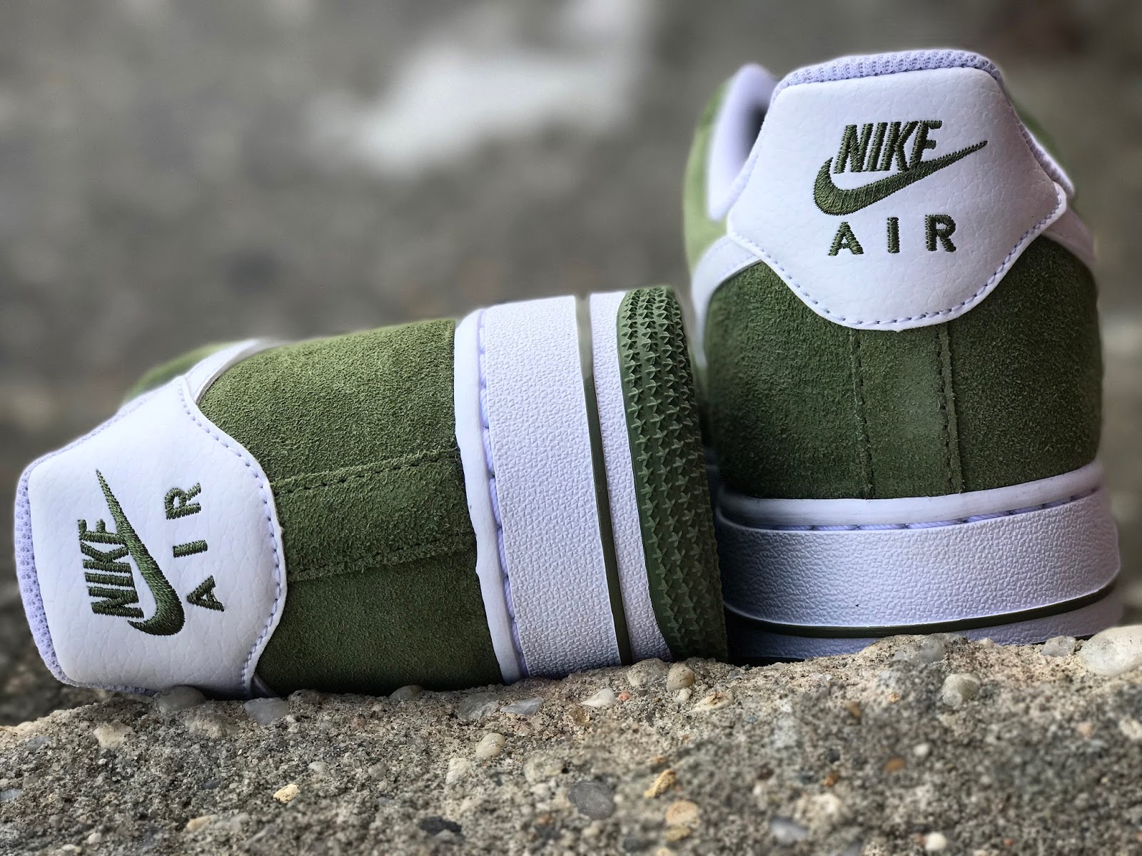 SNEAKER BISTRO - Streetwear Served w| Class: Nike Air Force 1 Low Palm Green / White Vert Palmier