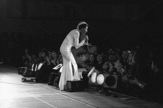 концерт бони эм 80. бони эм. группа boney m. бони м концерт в москве видео. Boney m "rivers of babylon".