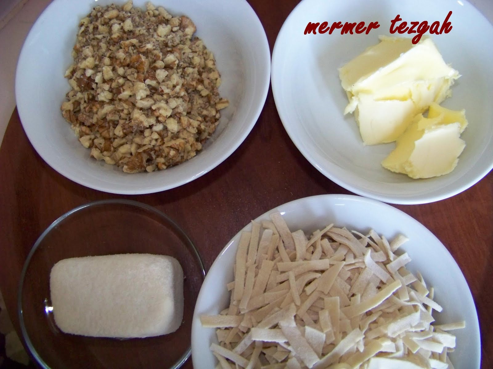 Mermer tezgah yemek tarifleri CEVİZLİ KEŞLİ EV MAKARNASI