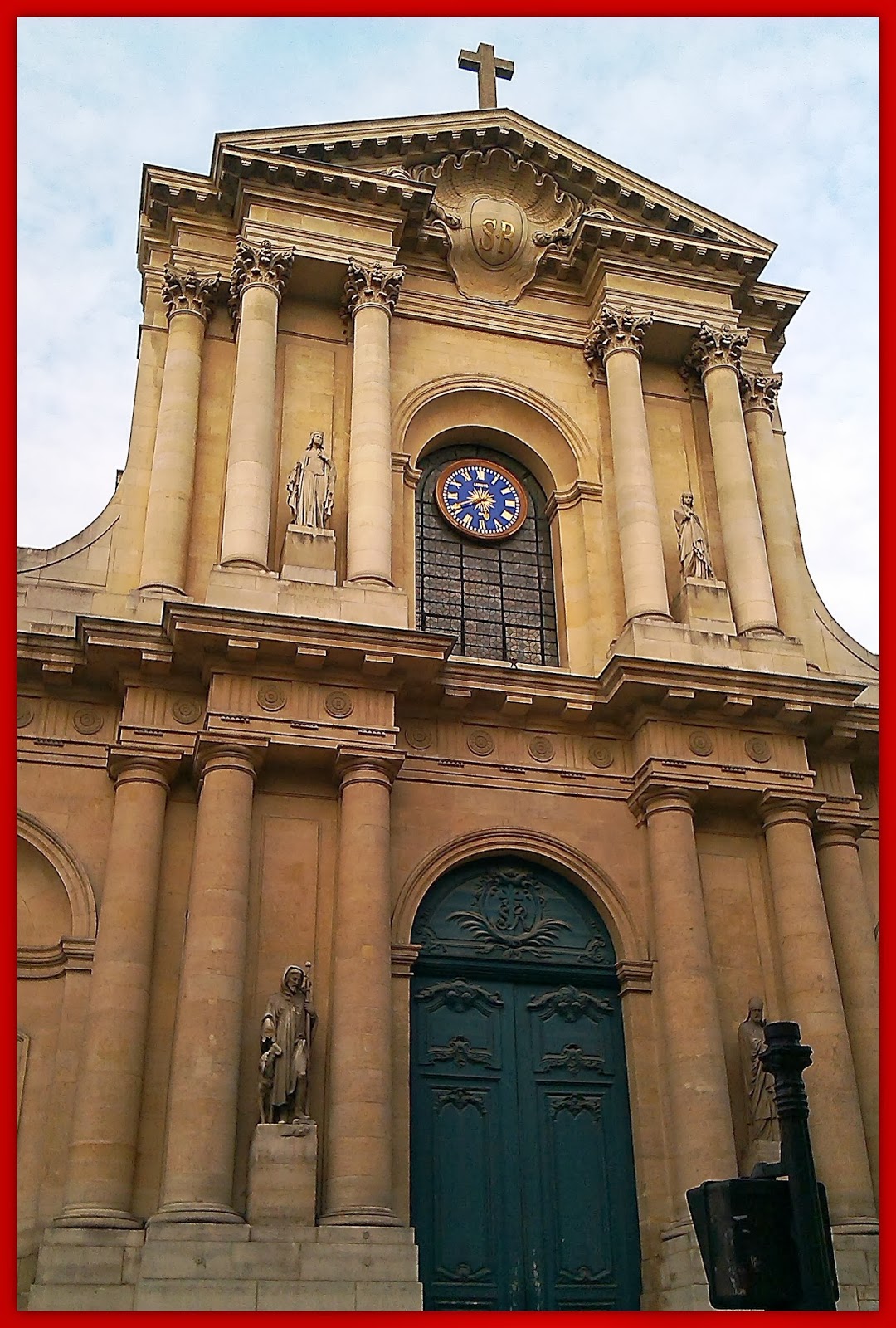 1 La aventura de vivir en Paris: Iglesia de San Roque