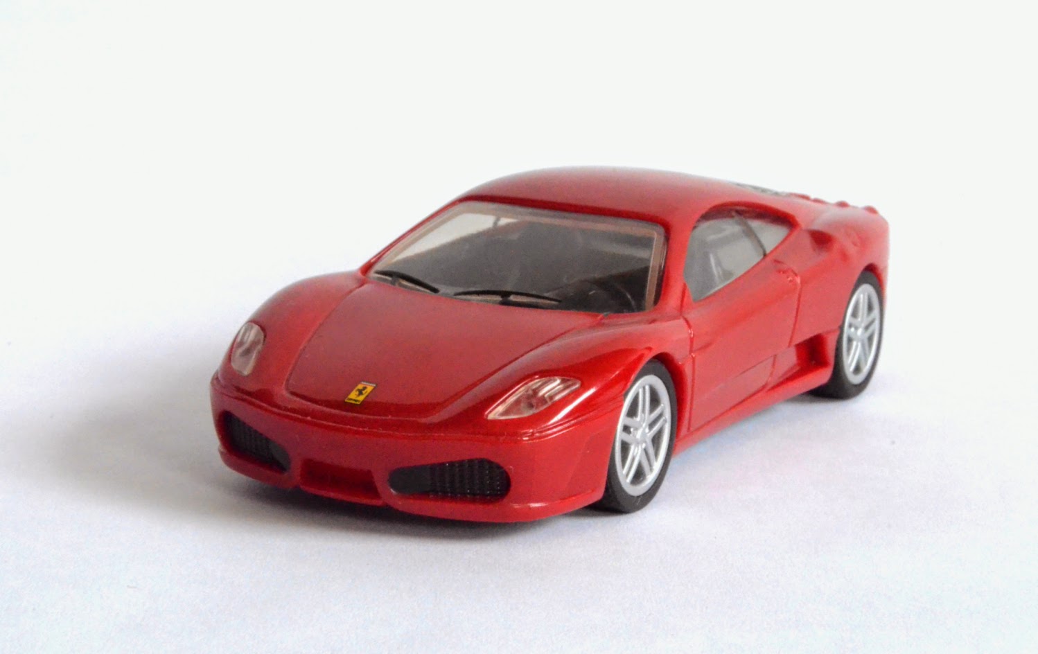 Машинки shell ferrari