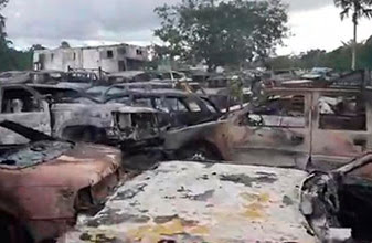 Incendio en el corralón: Al menos 30 carros incinerados en depósito de AAA autopista Cancún-Mérida