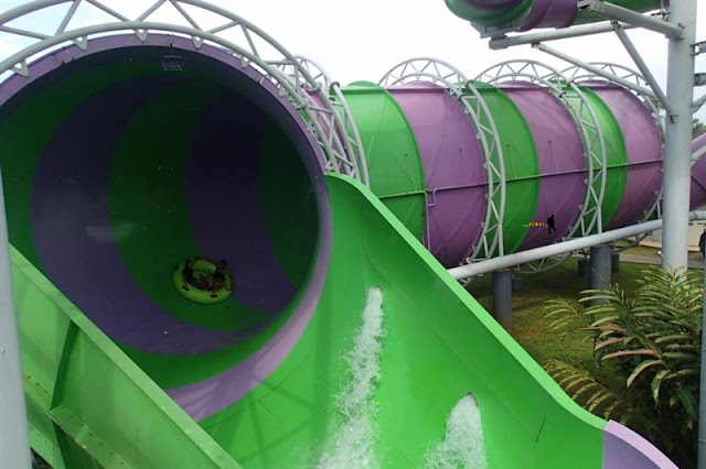 go wet waterpark bekasi go wet waterpark bekasi