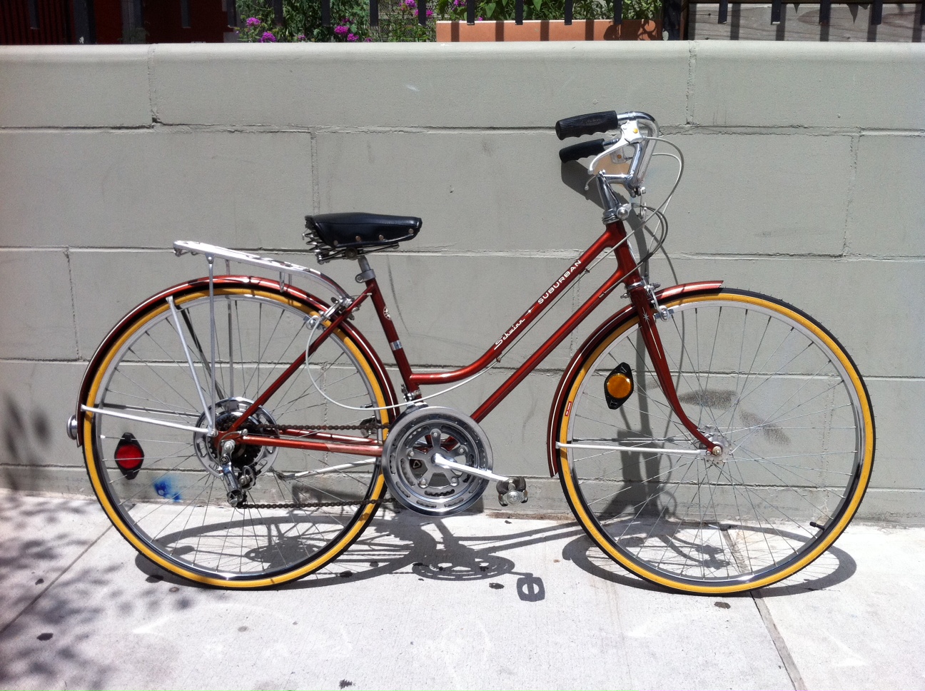 schwinn suburban womens