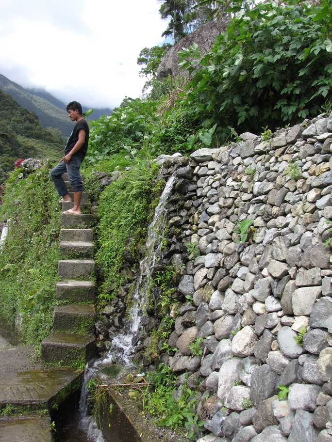 What not to do when travelling: Hapao's Rice Terraces