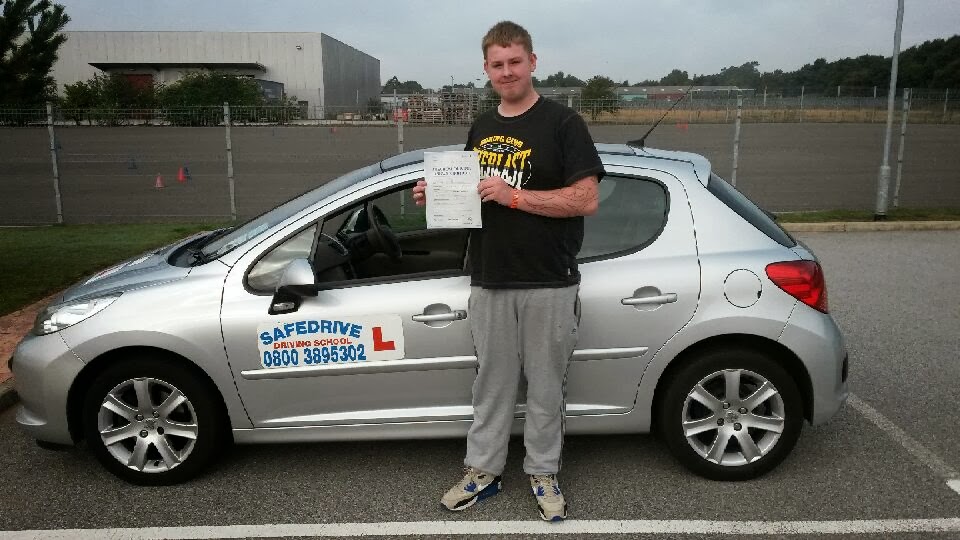 Safedrive Stars Driving lessons Ipswich, Driving instructor Ipswich, Driving school Ipswich Safedrive Stars Driving lessons Ipswich, Driving instructor Ipswich, Driving school Ipswich