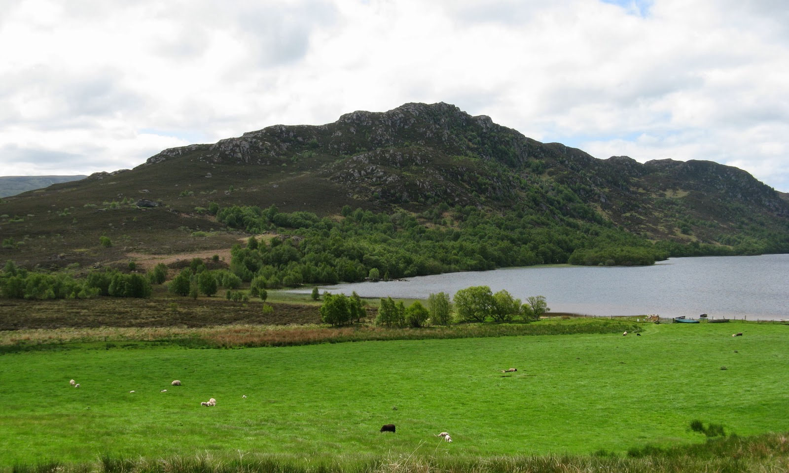 Neil's Hillwalking Exploits: The Loch Ruthven Marilyns