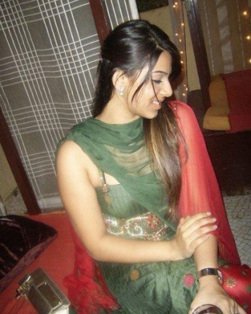 Radhika Shah Beautiful And Preety Indian Woman Looking Cute In Salwar Suite