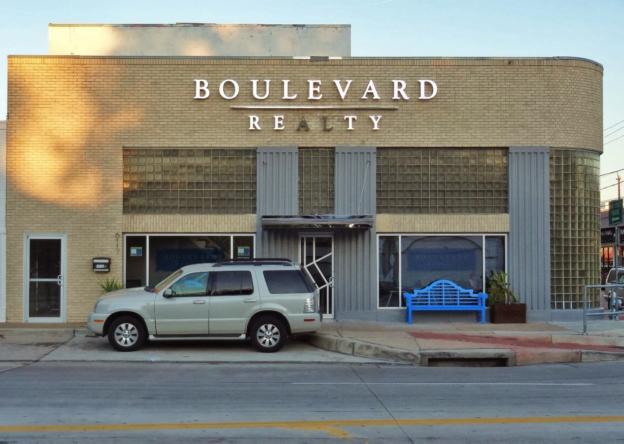 Houston in Pics Boulevard Realty in Rice Village