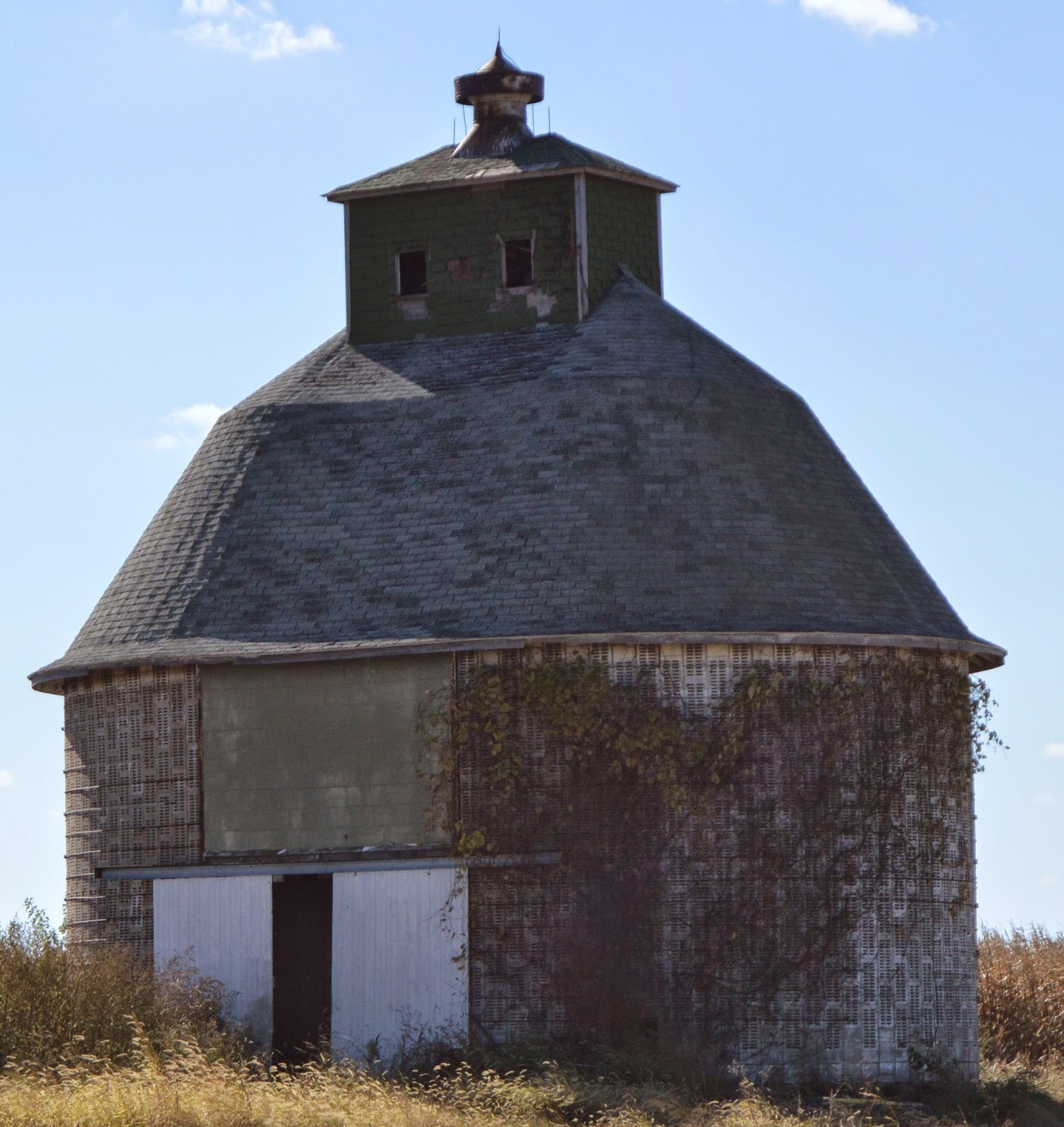 Industrial History Some Concrete Corn Cribs in Illinois