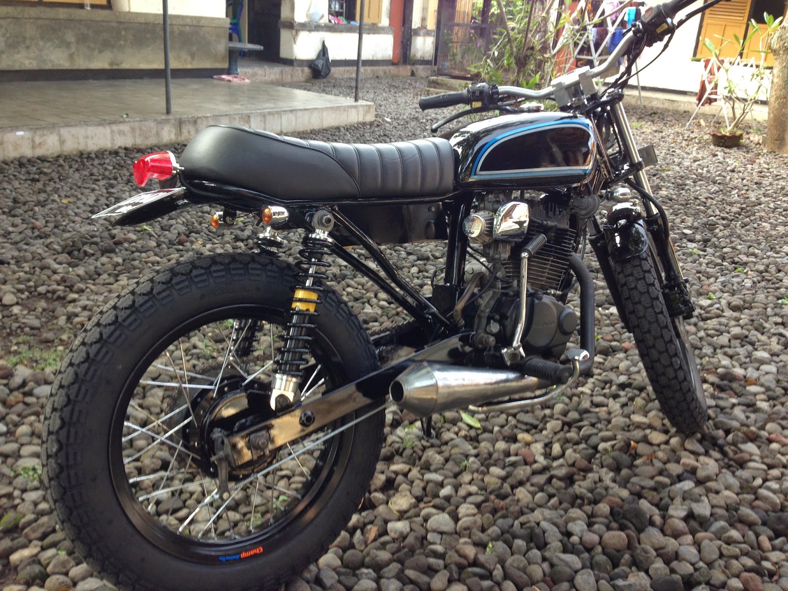 Modifikasi Motor Cb Style