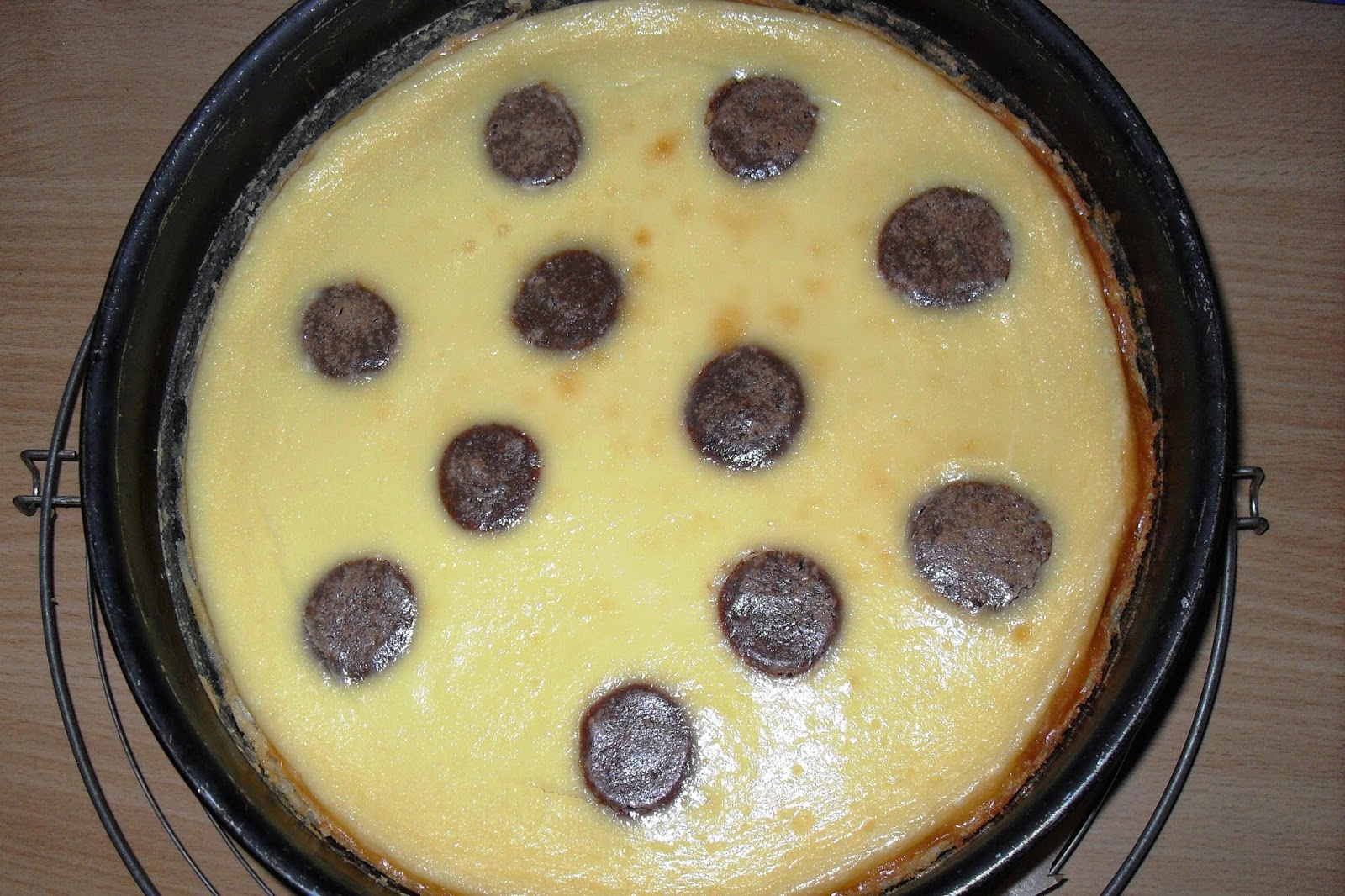 Sanna´s Hexenküche: Polka Dot Cheesecake (Käsekuchen mit Punkten)