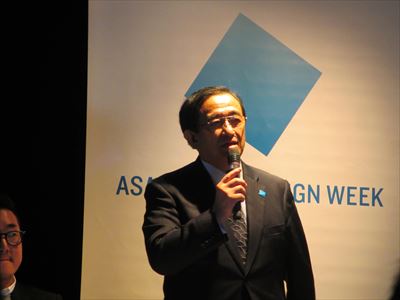 科学は実験室での光合成生産の新たな一歩を祝う