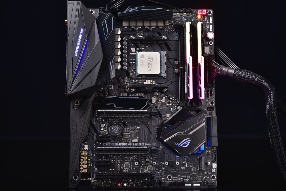 Rog crosshair vii hero. поддержка процессоров 5000. X470 hero vii. материнская плата asus crosshair x470. X470 hero vii.