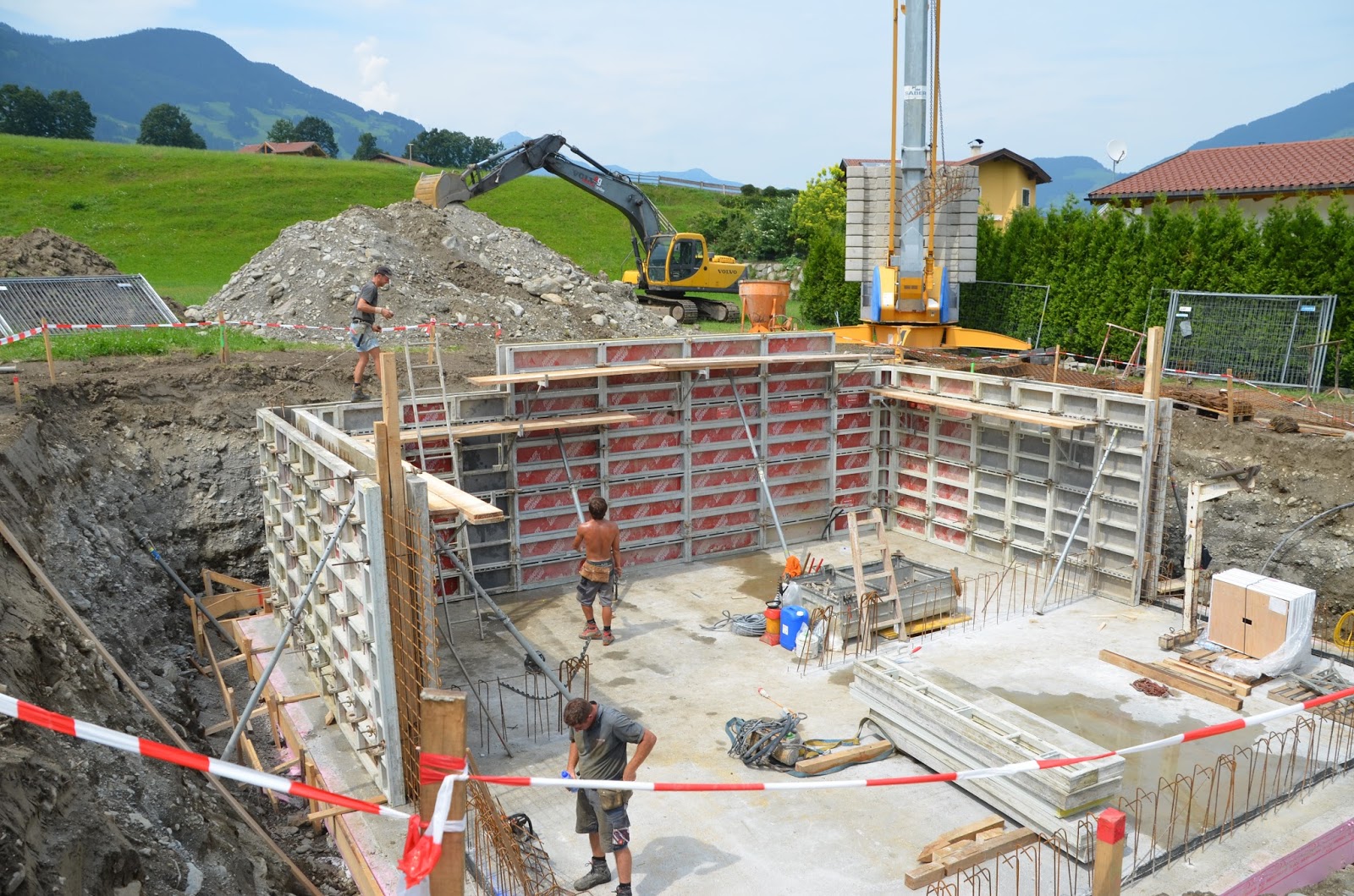 Hausbau: Kellerwände