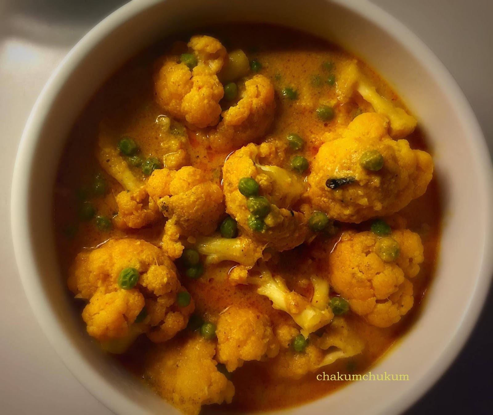 Chakum Chukum Fulkopir Korma /Cauliflower Korma