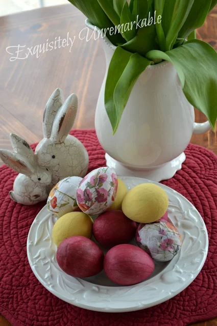 How To Decoupage Easter Eggs With Napkins