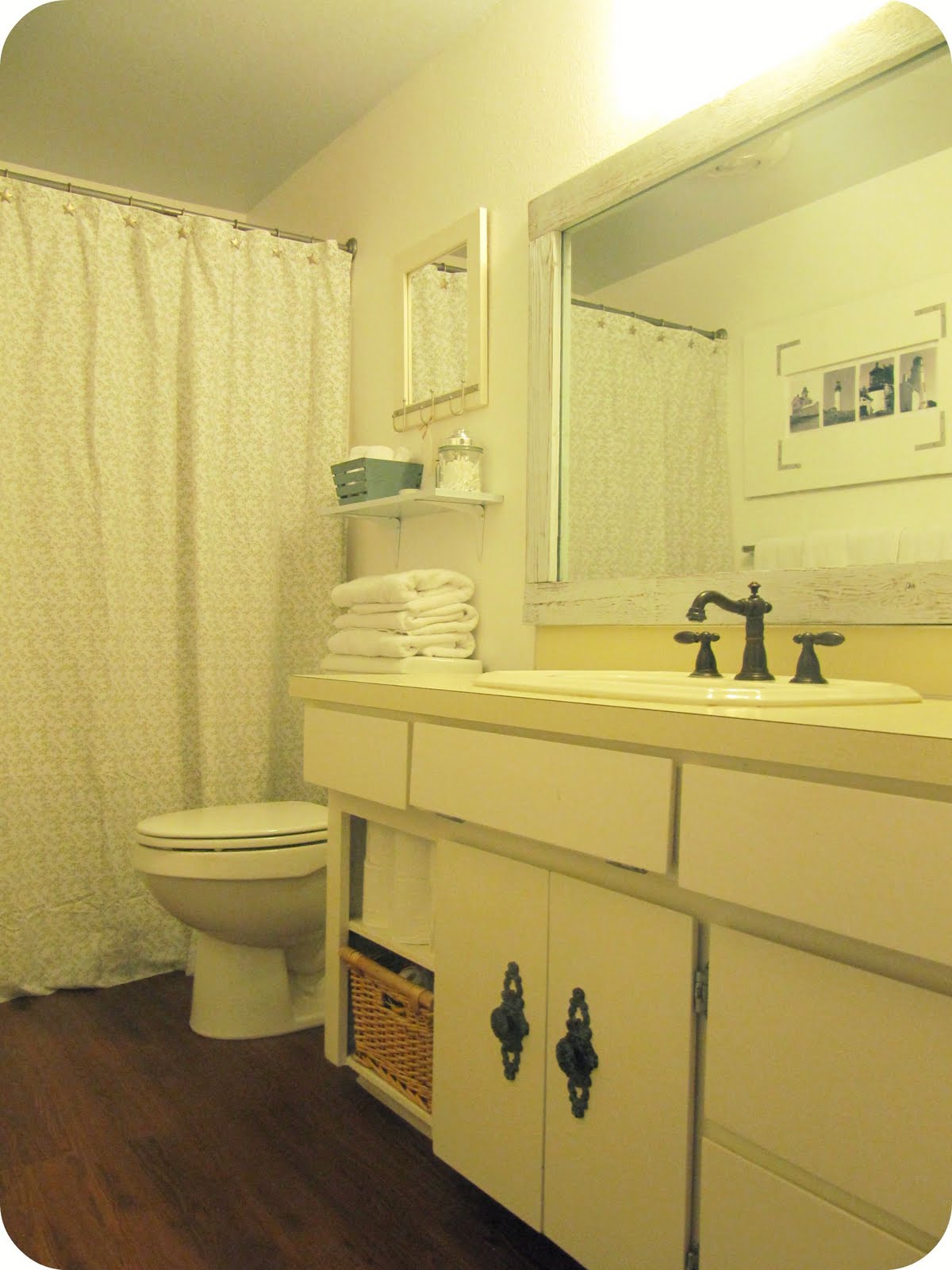 A few small changes in the Bathroom
