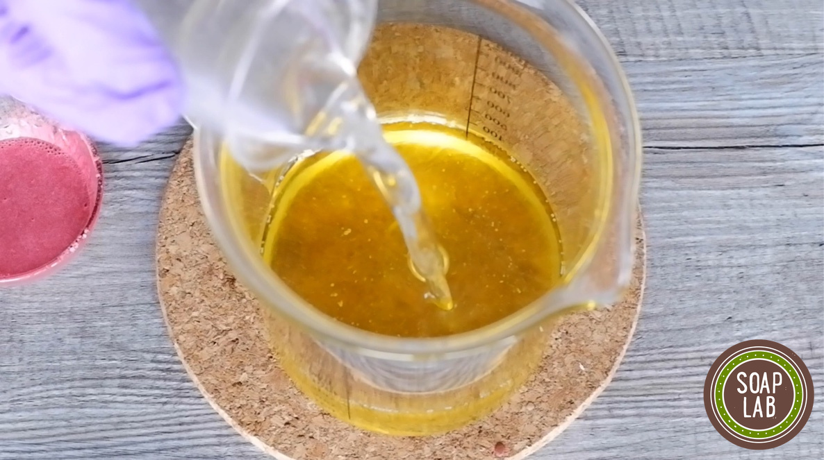 SoapLab Malaysia How to use hydrogenated castor oil