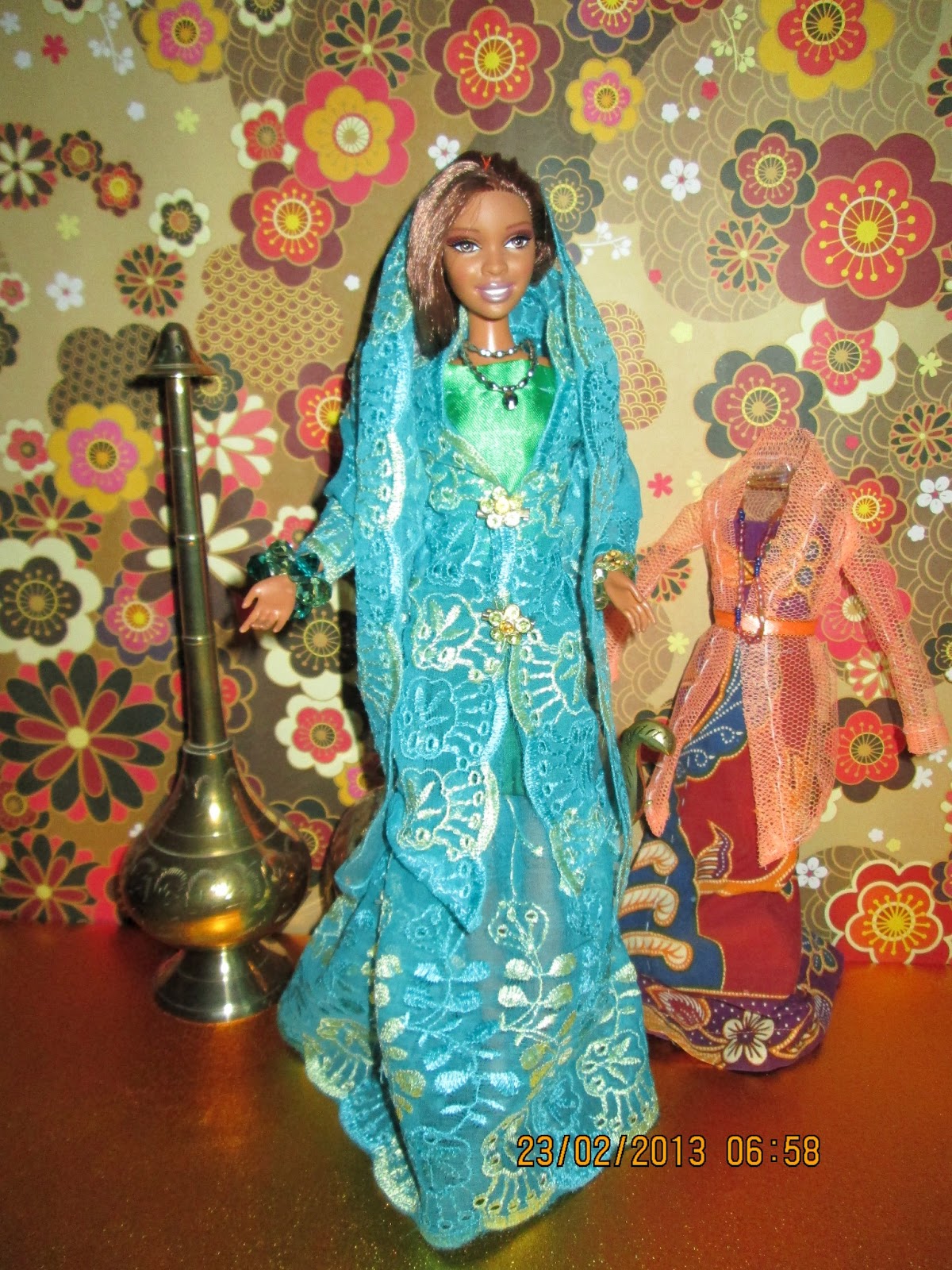 Z.Arif's Malaysia Barbie Fashion Collection: -------Ratu Kebaya