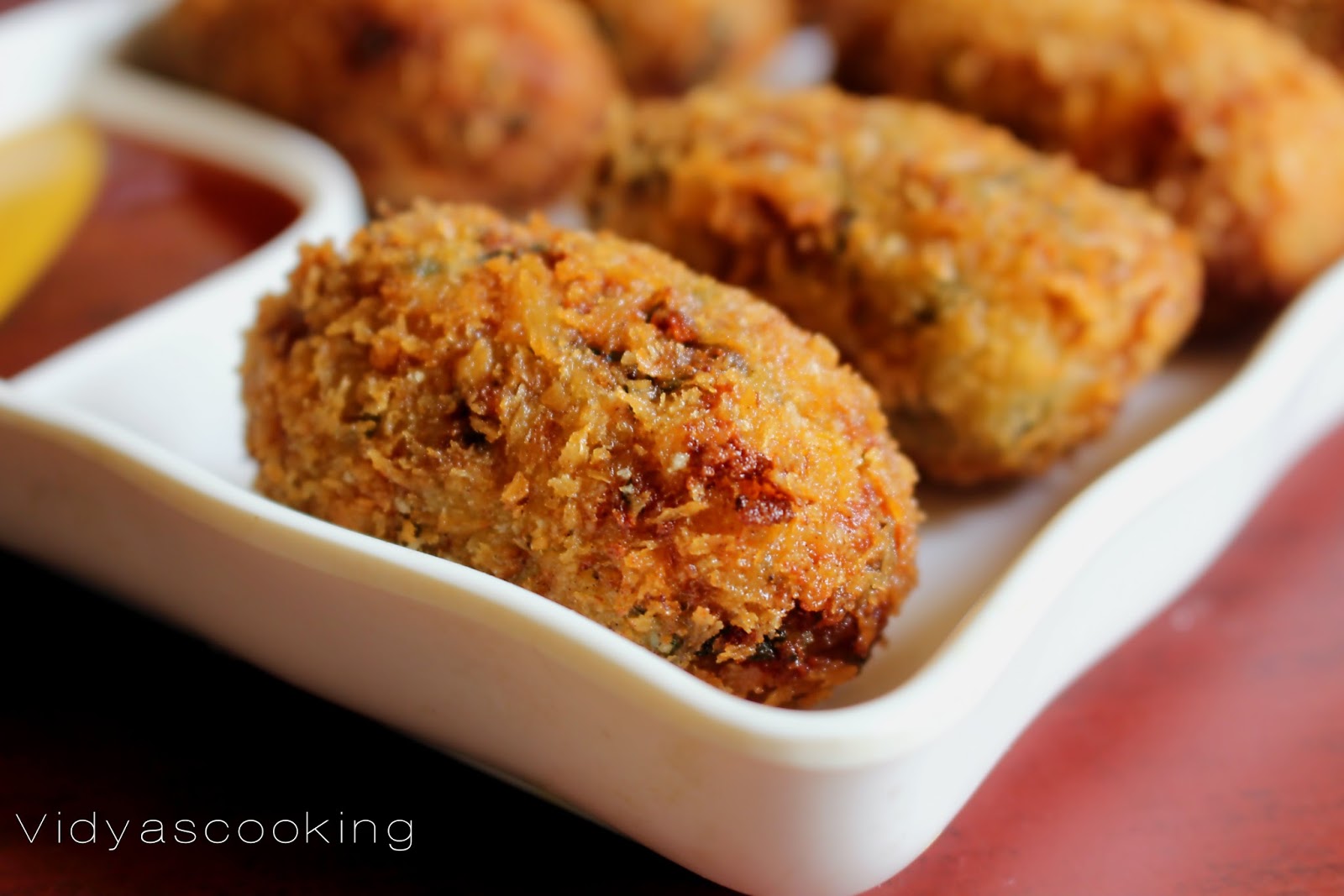 Spinach, Corn and Rice Croquettes Recipe (Cheesy Rice Cutlet)