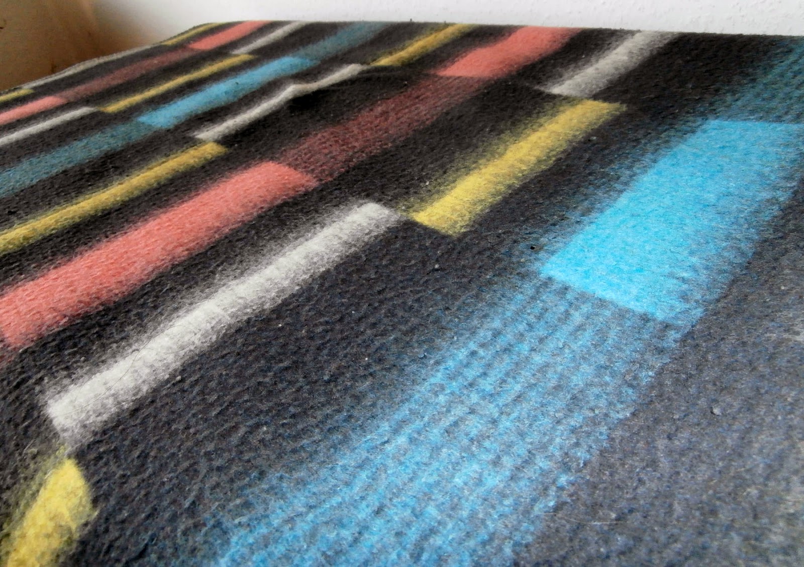 Vintage Retro Blankets Museum Blankets from the '50s, '60s and '70s 5