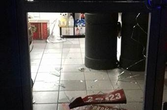 tiendas oxxo toluca lo detienen por robar cajetillas de cigarros y botellas de tiendas oxxo toluca lo detienen por robar cajetillas de cigarros y botellas de
