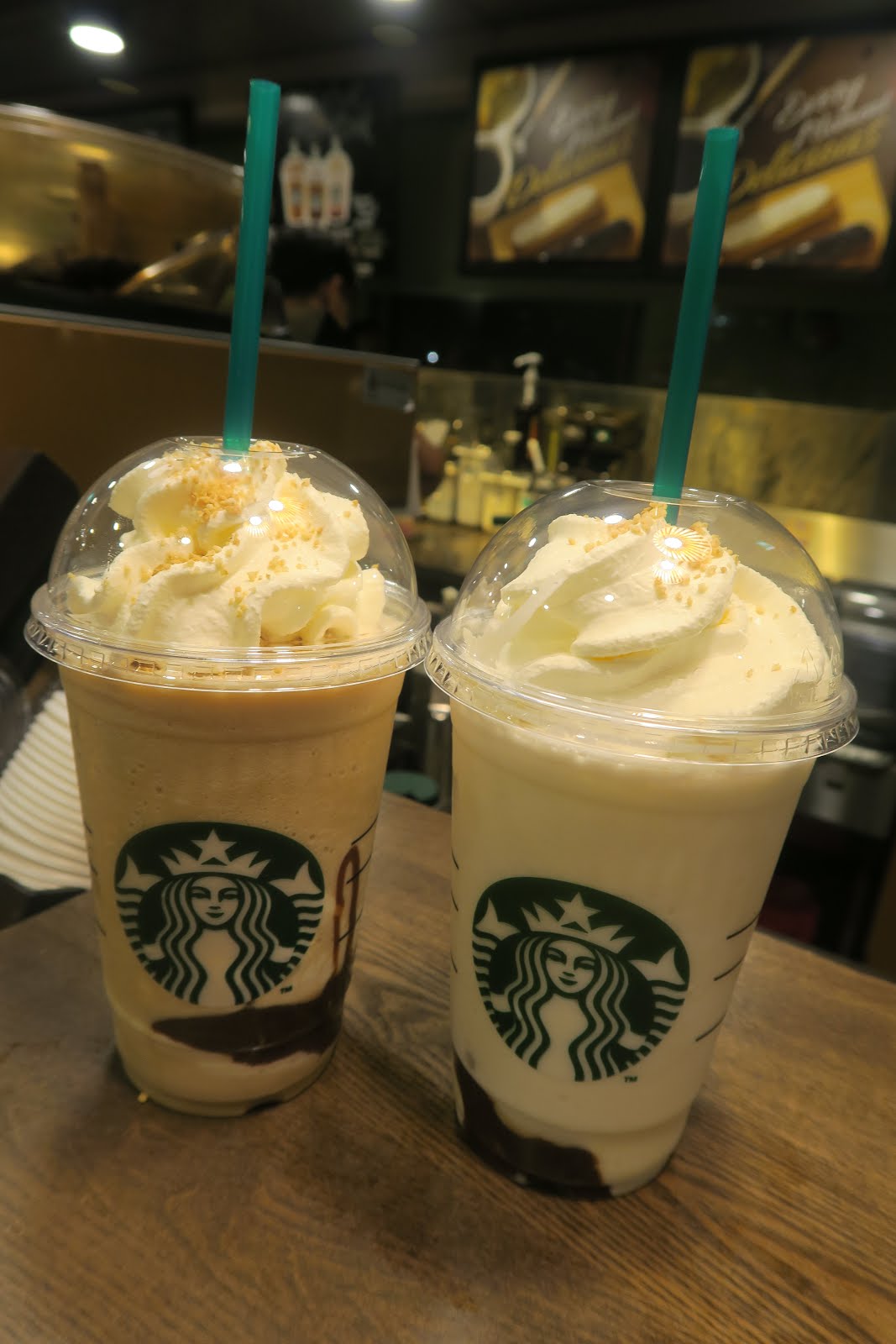 Starbucks Roasted Marshmallow S'mores Review Pixel Treats