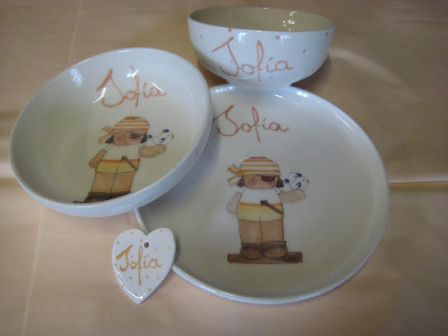 vajilla-infantil-personalizada-nombre-cerámica-artesanal