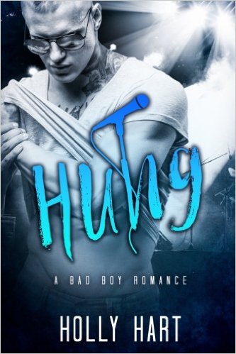 Sportochick's Musings: REVIEW Hung by Holly Hart