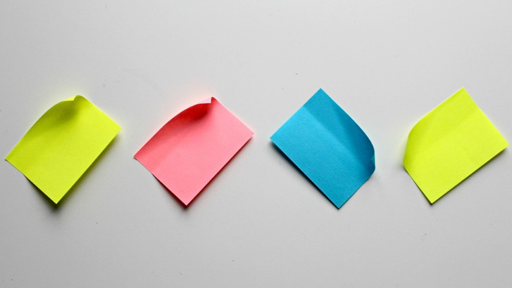 8 Jenis Peralatan Sekolah Yang Harus di Siapkan Seorang Pelajar | Media