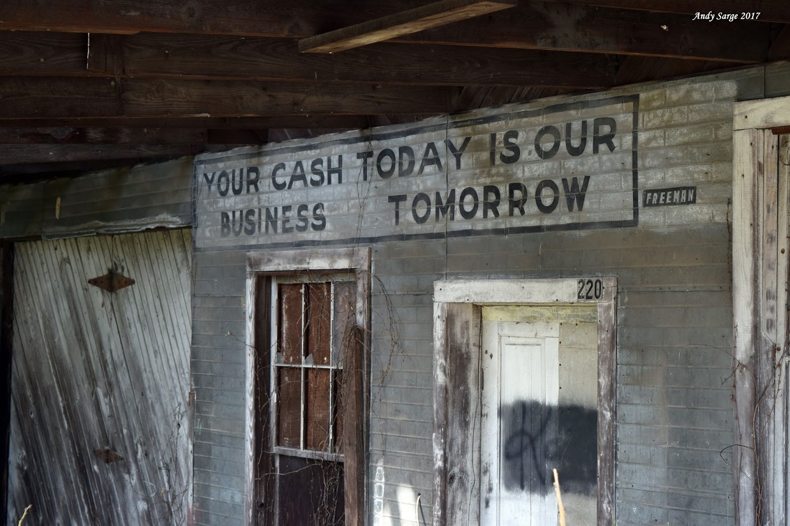 Abandoned Store in Tennille
