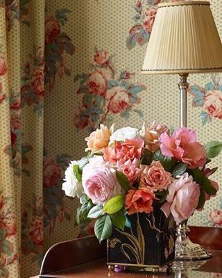 Eye For Design Create Cozy English Cottage Rooms With Floral