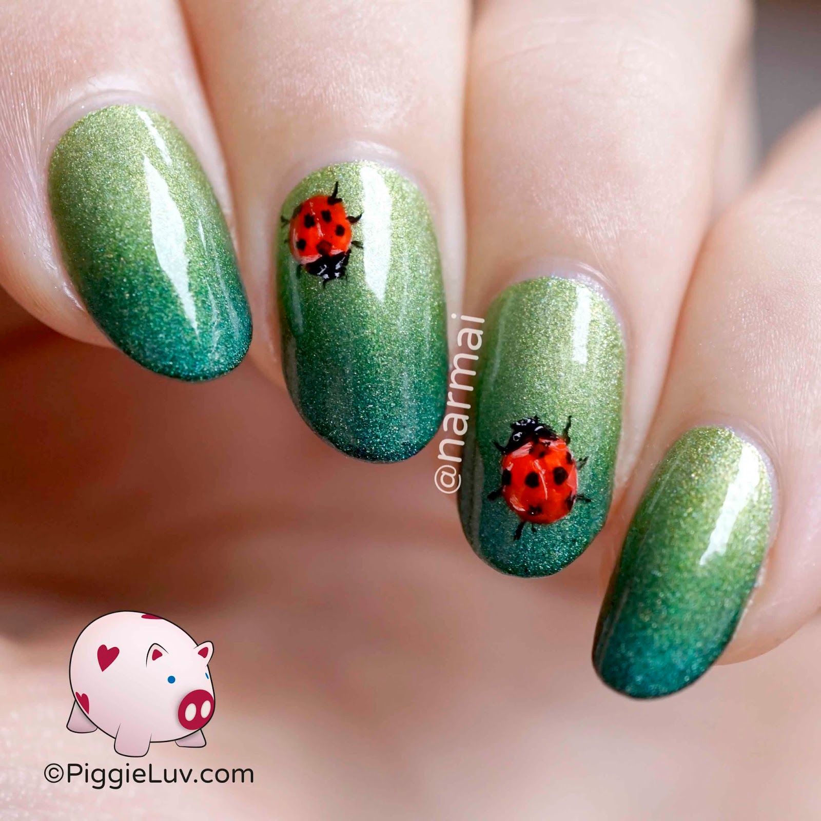 Piggieluv: Freehand Ladybug Nail Art