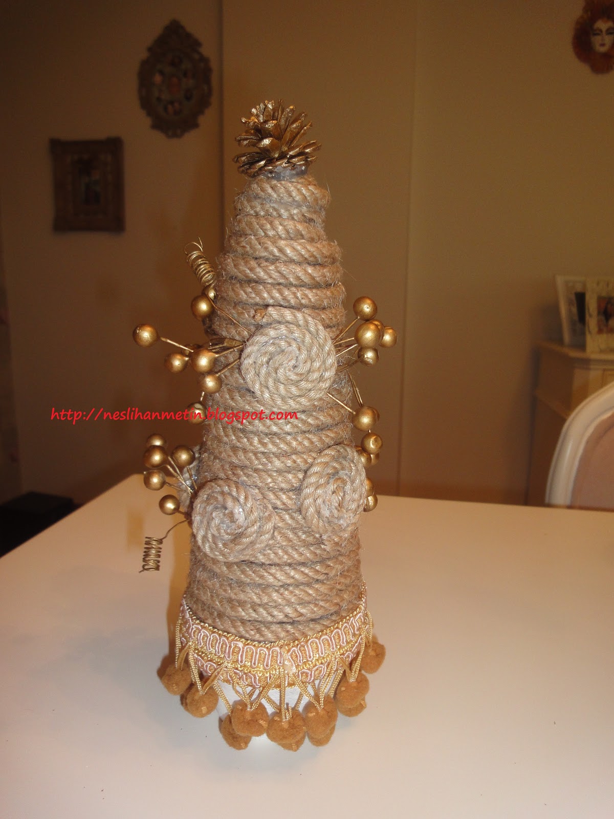 CUTE CATS: Mini Yılbaşı Ağaçları