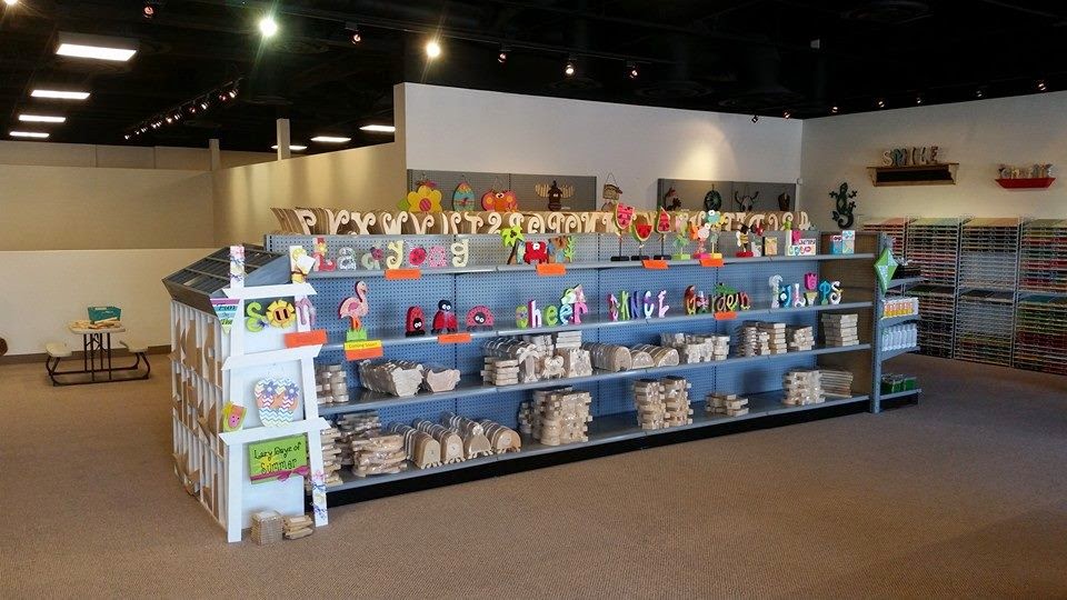 Twiddlebugz Designz Wood Creations Opens in Vegas!