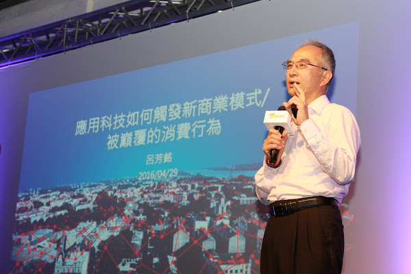 鴻海集團副總裁、亞太電信董事長呂芳銘。（圖片來源：郭涵羚攝）