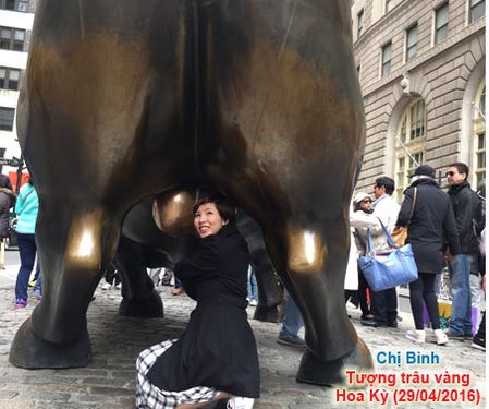 [Image: khach-my-1.JPG]