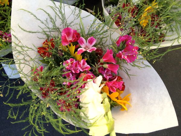 NowThisLife.com - Elk Grove Farmer's Market - flowers