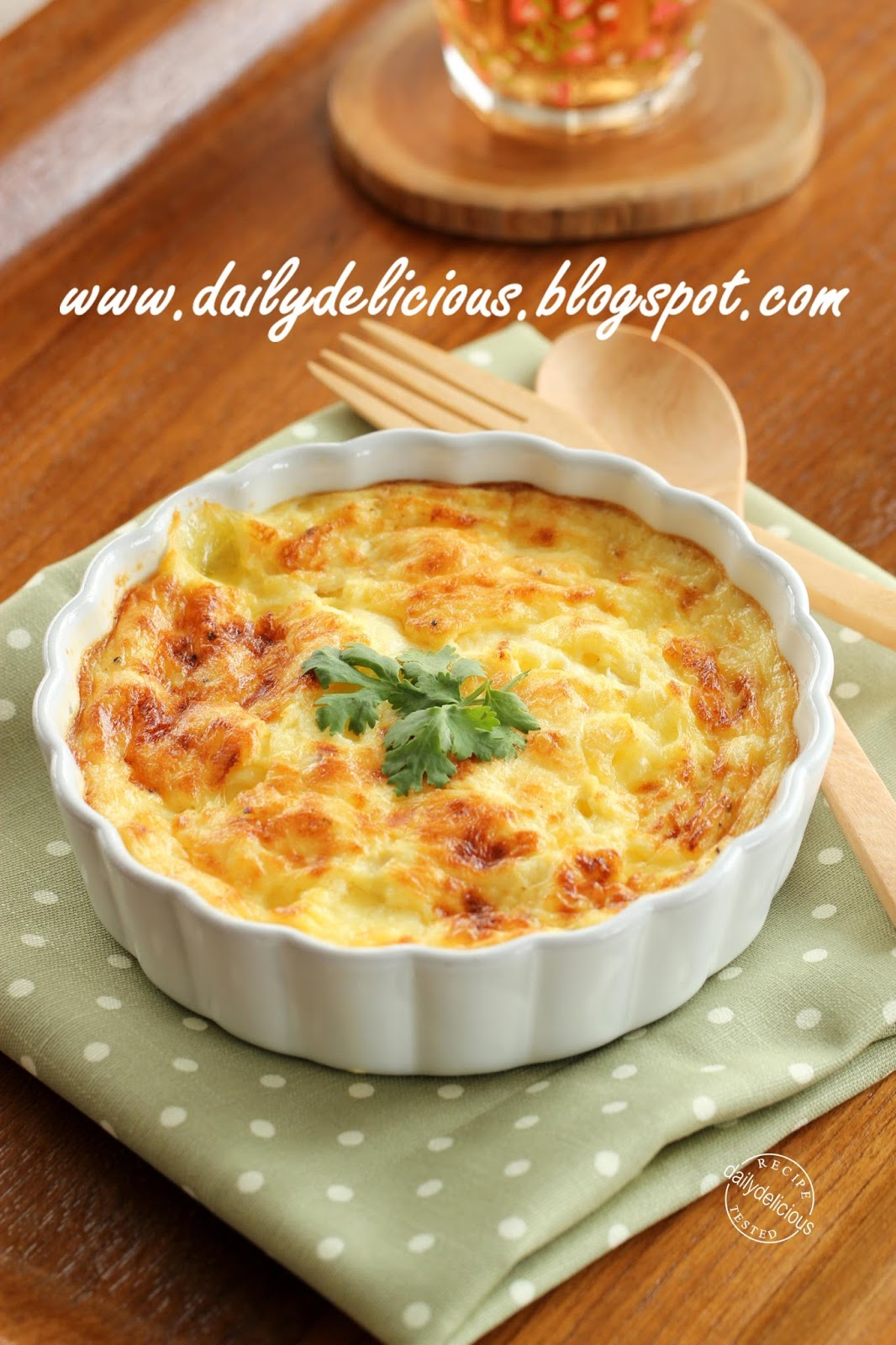 dailydelicious thai Cooking for one Baked egg with onion and cheese