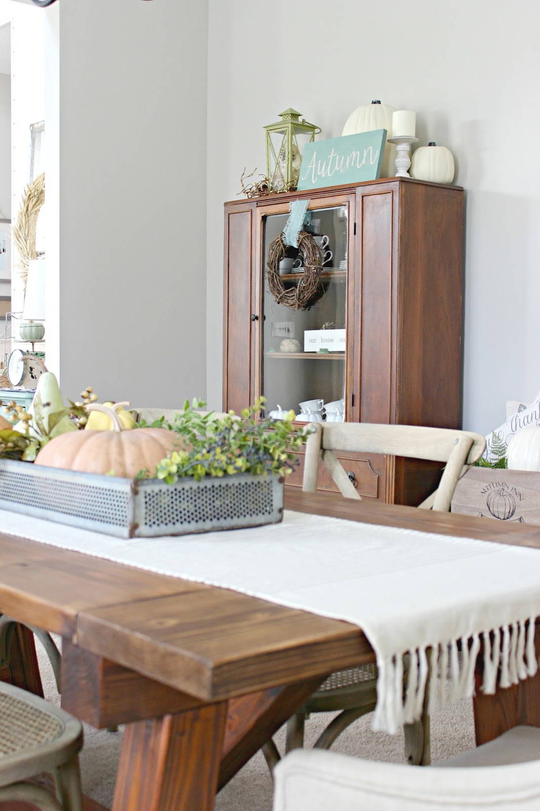 Fall hutch Fall hutch